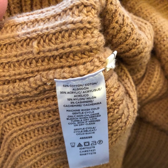 Ann Taylor Sweater - Picture 3 of 3